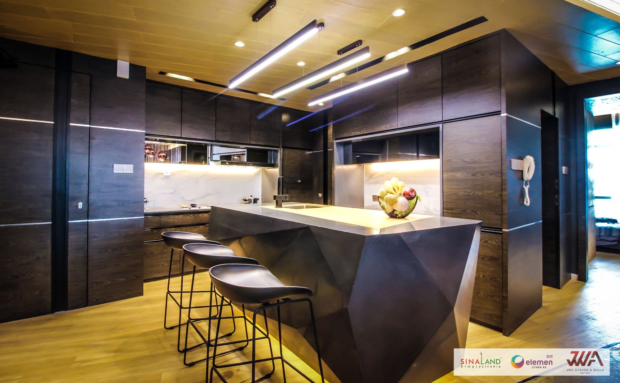 Element Utara — photo 2